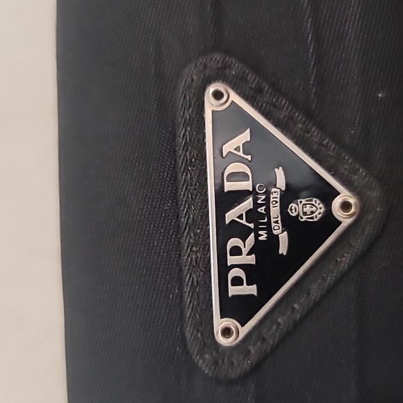 Prada Wallet - Picture 6 of 12